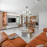 Azzurea Apartman *