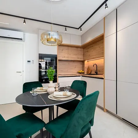 Azzurea Apartment *